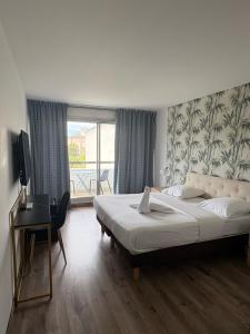 Hotel Sable Et Soleil - Port, Plage & Jacuzzi privé