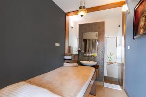 Pramod Convention & Beach Resorts