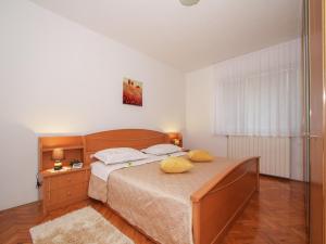 Boutique Apartment with Garden in Trogir