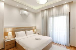 Luxury 3 Bedroom Residence by Beit Hady -103