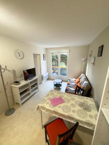 Appartements Le Champenois, plage et calme : Appartement 1 Chambre