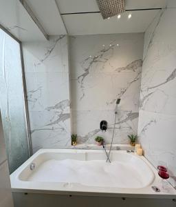 Flamingo Villa - 3BHK w Pool, Terrace & Luxury