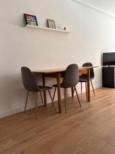 La Glicinia VUT-7355-AS