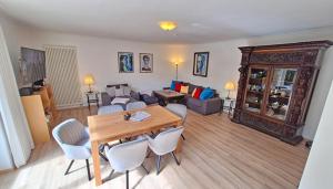 Insellicht BRINKMANNHAUS 4-Sterne - groß fast am Strand Sauna Terrasse Grill