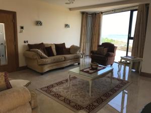 Serene luxurious Retreat with Sea Views, Entire Home Letterkenny