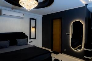 Omaxe Hazratganj- Healing Staytion- Lucknow