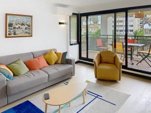 bel appartement deux pas des plages 351L