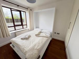 Family Friendly Mullingar Self Catering Apartment on Park Hotel Grounds