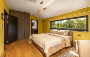 Stunning Home In Slunj