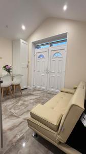 Modern Studio Luxe Heathrow-London