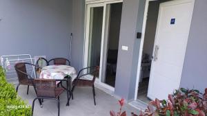 Perla Beach Apartments