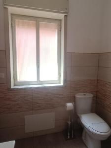 Via San Vincenzo, 21