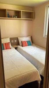Campings bungalow le TXOKO : photos des chambres