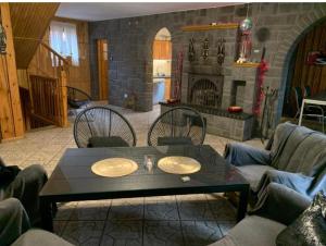 Dom całoroczny nad jeziorem Sawinda