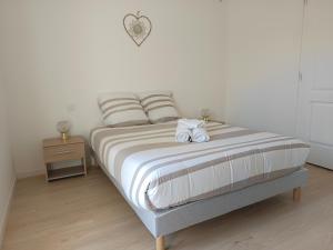 Appartements L-Harmonie a 2 pas de la plage - 2 chambres - Terrasse : photos des chambres