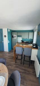 lecho des vagues ,face mer, vue imprenable, appartement pour 2 à 4 personnes
