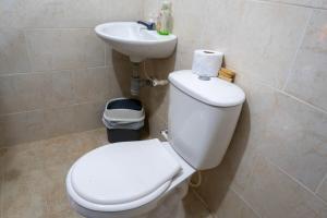 Habitación para 3 con acceso al rio y baño privado en San Rafael Antioquia