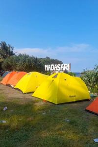 Sewa tenda madasari guide camp