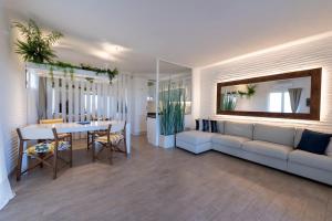Waves House Apartment in Palau - Costa Smeralda