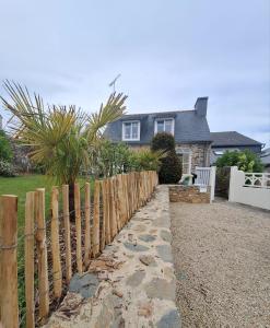 Maisons de vacances Charmante Maison sur le port Loguivy de la Mer : photos des chambres