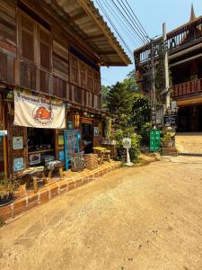 Kan-ang Homestay Maekampong