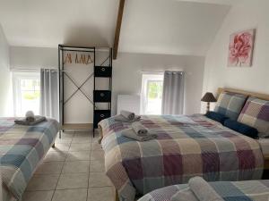 Appartements Appartement 1 chambre et cuisine VIERVILLE-SUR-MER,plage du Debarquement : photos des chambres