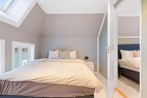DINBNB Apartments l 400m to Bryggen l Luxury l BergenHouse l Fireplace