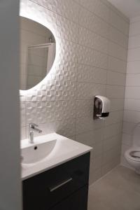 Hotels Hotel Bleu Soleil : photos des chambres