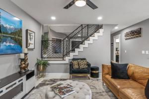 Spacious Entire Home 4B & 2.5B in Avondale Arizona