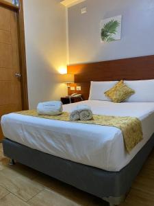 HOTEL LA PALMERA DE ORO