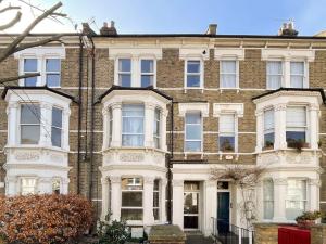 Newly refurbished Flat in MaidaVale 2beds 2baths