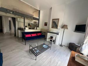 Appartement à 50m de la Plage A