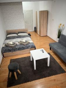 Мини Студио Рози