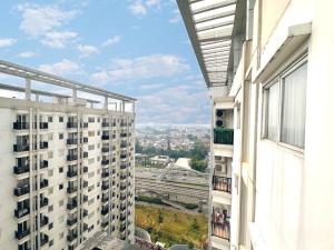 Cozy 2BR Apartment at Signature Park Grande MT Haryono - East Jakarta by Le Ciel Hospitality