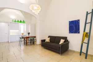 Casa Luna by Casa di Marco