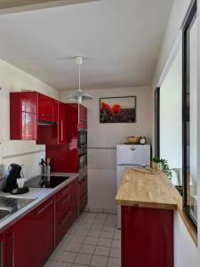 Appartements Joli T2 sur golf Bassussary : Appartement 1 Chambre