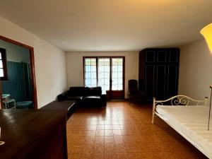Maisons de vacances Maison calme avec jardin a Gramat : photos des chambres