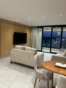 EGML-CN-8 luxury Apartment