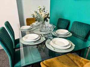 Hambledon House 4BR Entire Home