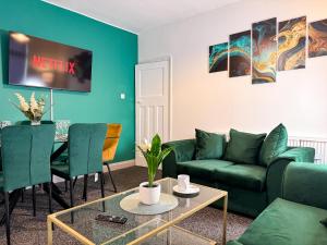 Hambledon House 4BR Entire Home