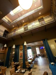 Hotels Le Grand Hotel Moliere : photos des chambres
