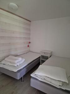 Gäst lägenhet i centrala Falkenberg botten plan utmärkt för äldre folk