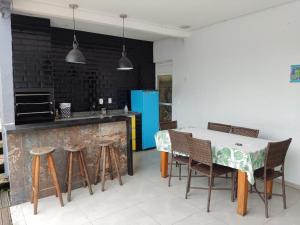 Casa no Guarujá Rua Uruçu 130 Casa 1