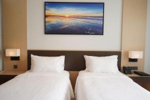 Lagoon Beach Of The Arena Cam Ranh - Free room upgrade