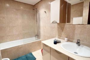 Cozy Retreat in Estepona Port