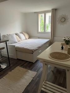 Appartements Charmant studio a 8 min de Paris : Appartement 1 Chambre