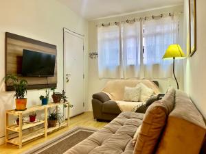 Apartamento ideal para casal acomoda ate 5 pessoas - Centro com Wifi