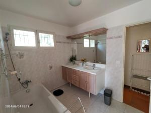 Appartements Studio Les Alizes du Luberon : photos des chambres