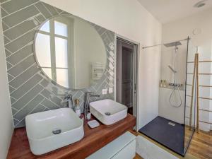 Villas Le Patio des Arts - Parking - By PrestiPlace : photos des chambres