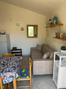 Grandpà apartment in residence with swimming pool